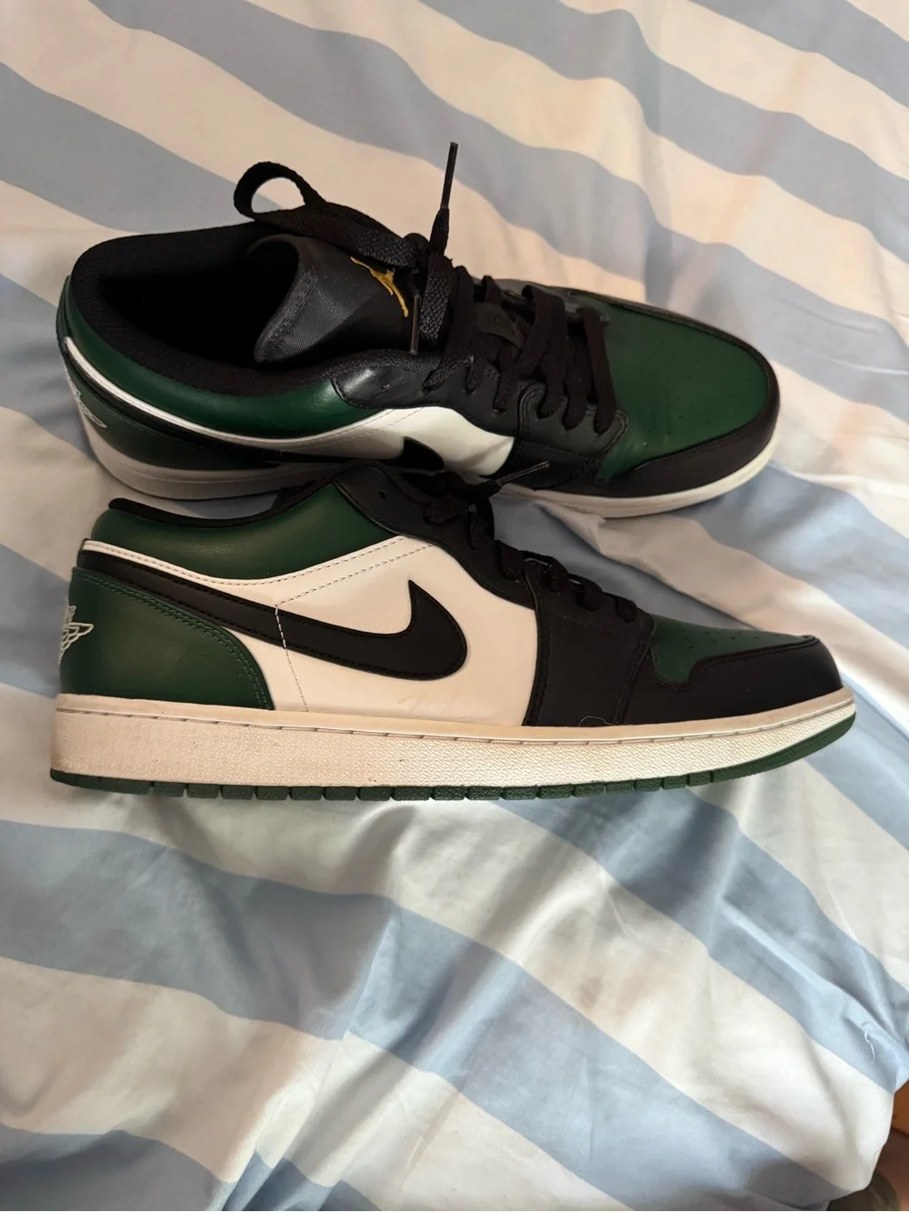 Air Jordan 1 low